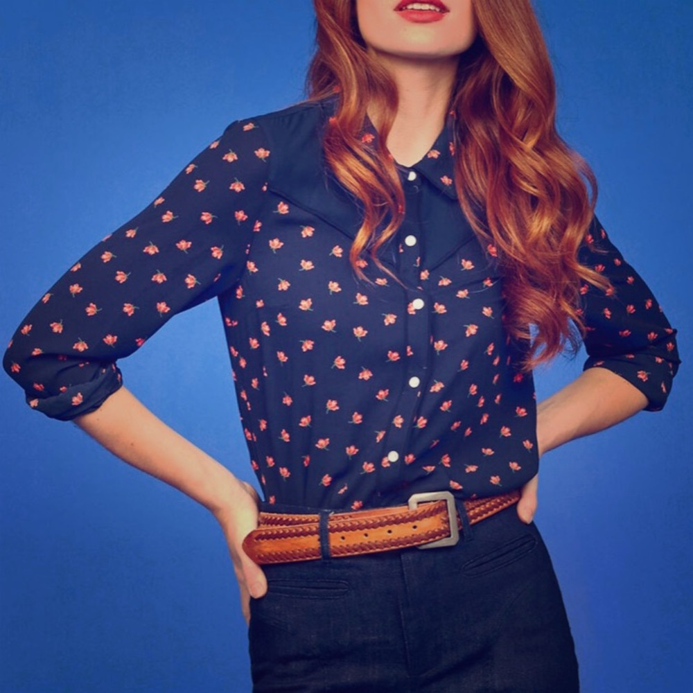 ModCloth “Still Indie You” Navy Floral Western Top